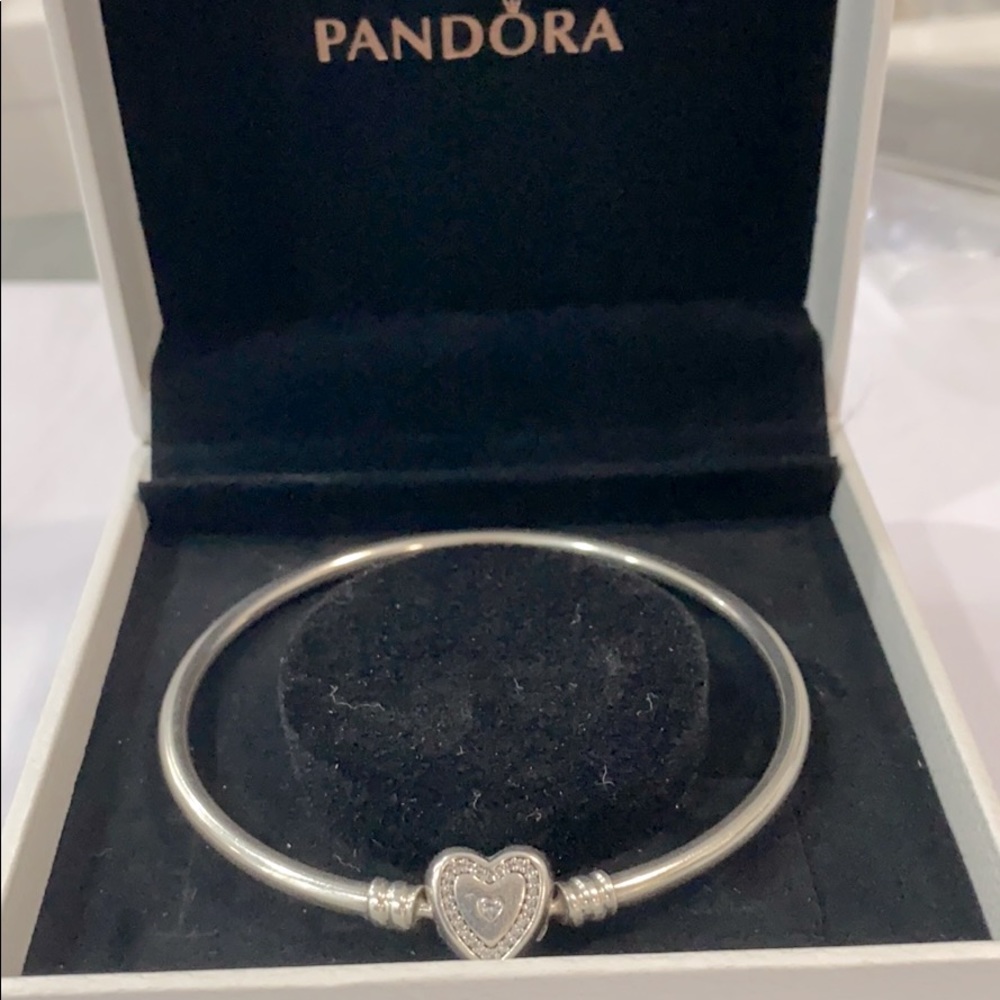 Pandora bracelet rigid